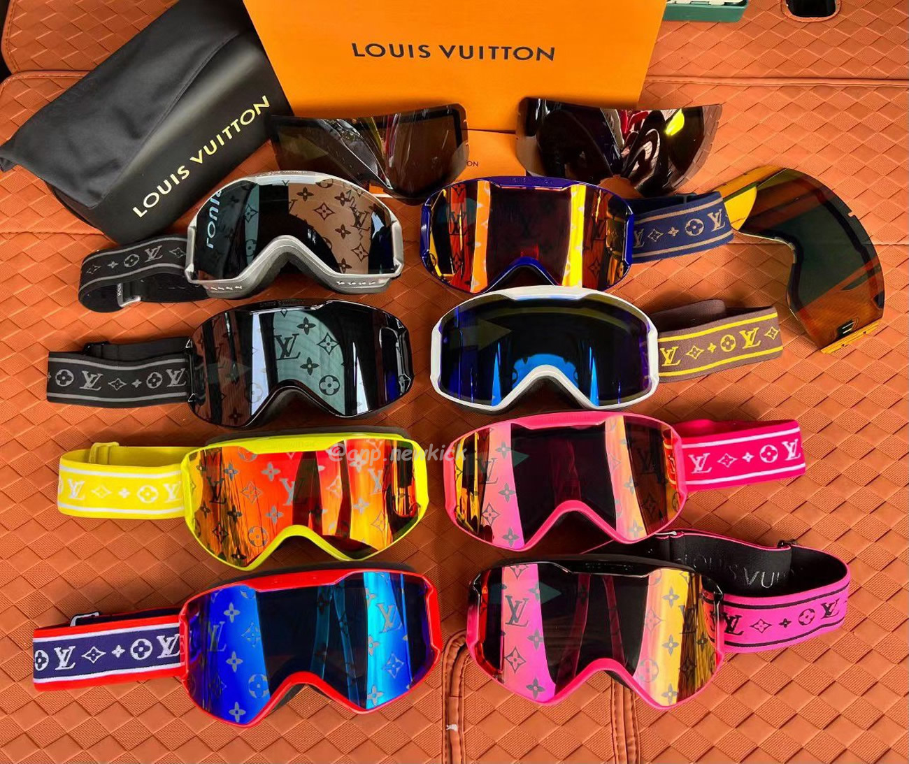 Louis Vuitton Lv Ski Mask Yellow Blue Black Pink Silvery White (6) - newkick.app